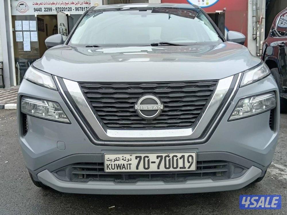 نيسان أكس تريل موديل 2023 ماشي 140 الف صبغ الوكالة شرط الفحص0