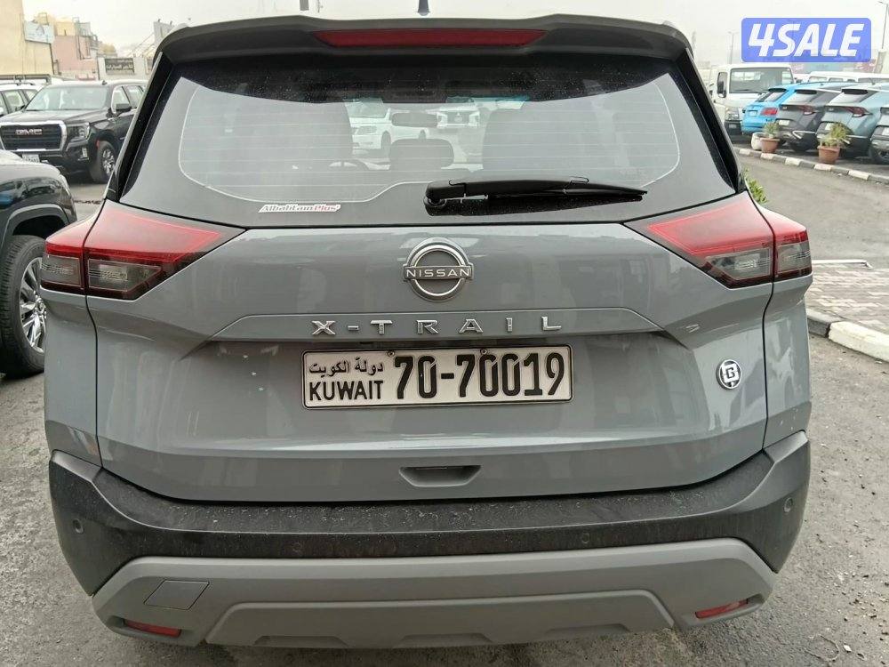 نيسان أكس تريل موديل 2023 ماشي 140 الف صبغ الوكالة شرط الفحص5