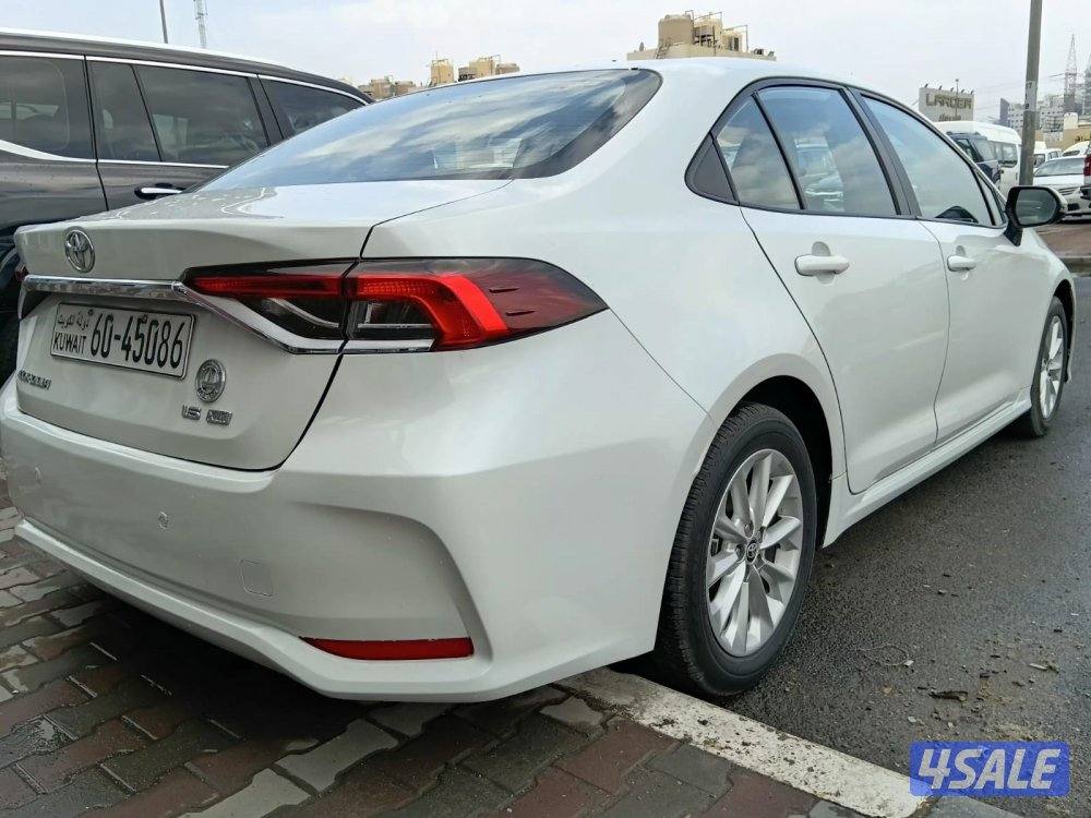 تيوتا كرولا موديل 202ماشي 85 الف صبغ الوكاله ما عدا ربع الدبه2