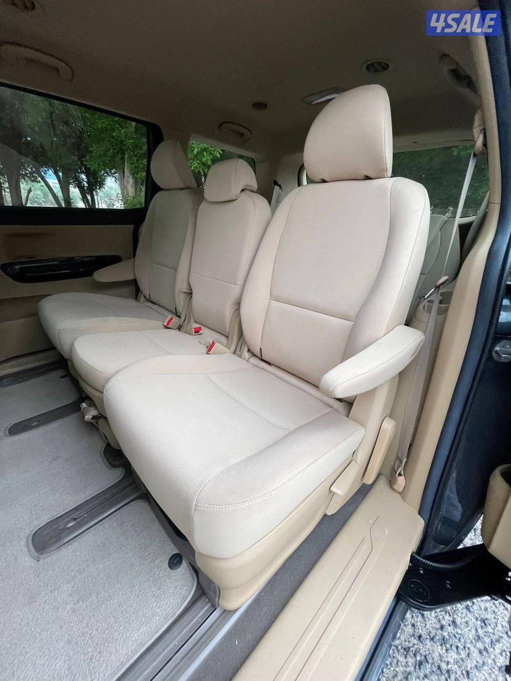 كيا كرنفال - موديل / 2017 - عداد / 106 الف كم - بحاله ممتازه9