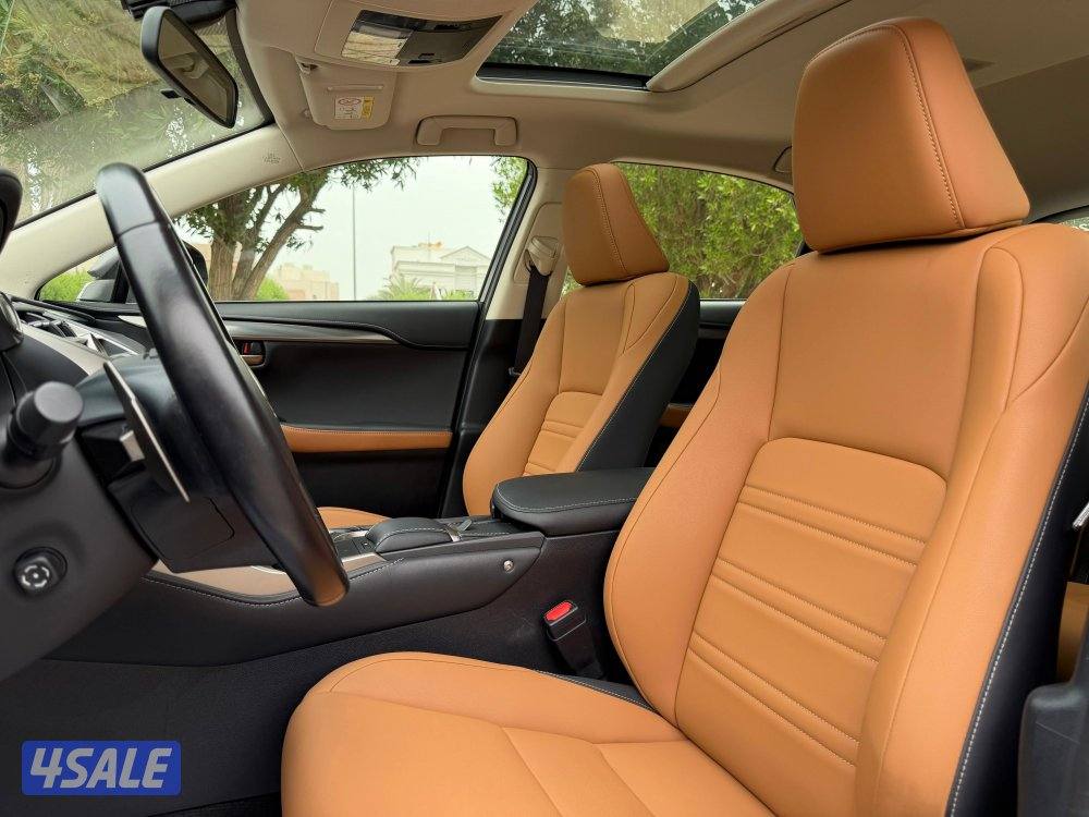 للبيع لكزس NX300 موديل 2020 وارد الساير6