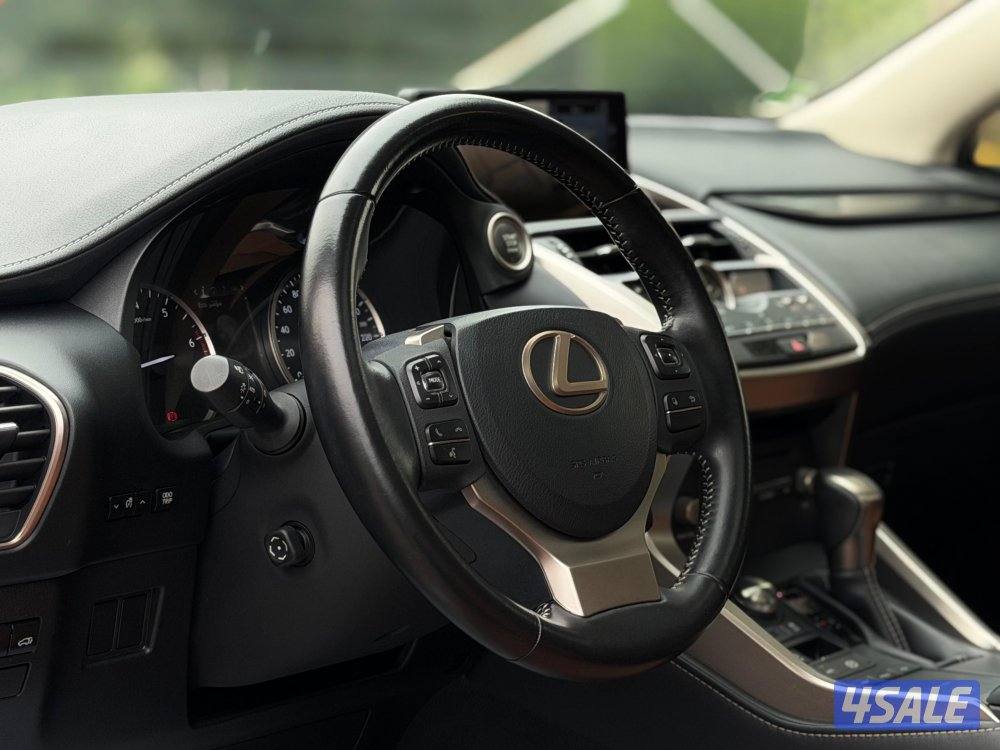 للبيع لكزس NX300 موديل 2020 وارد الساير7