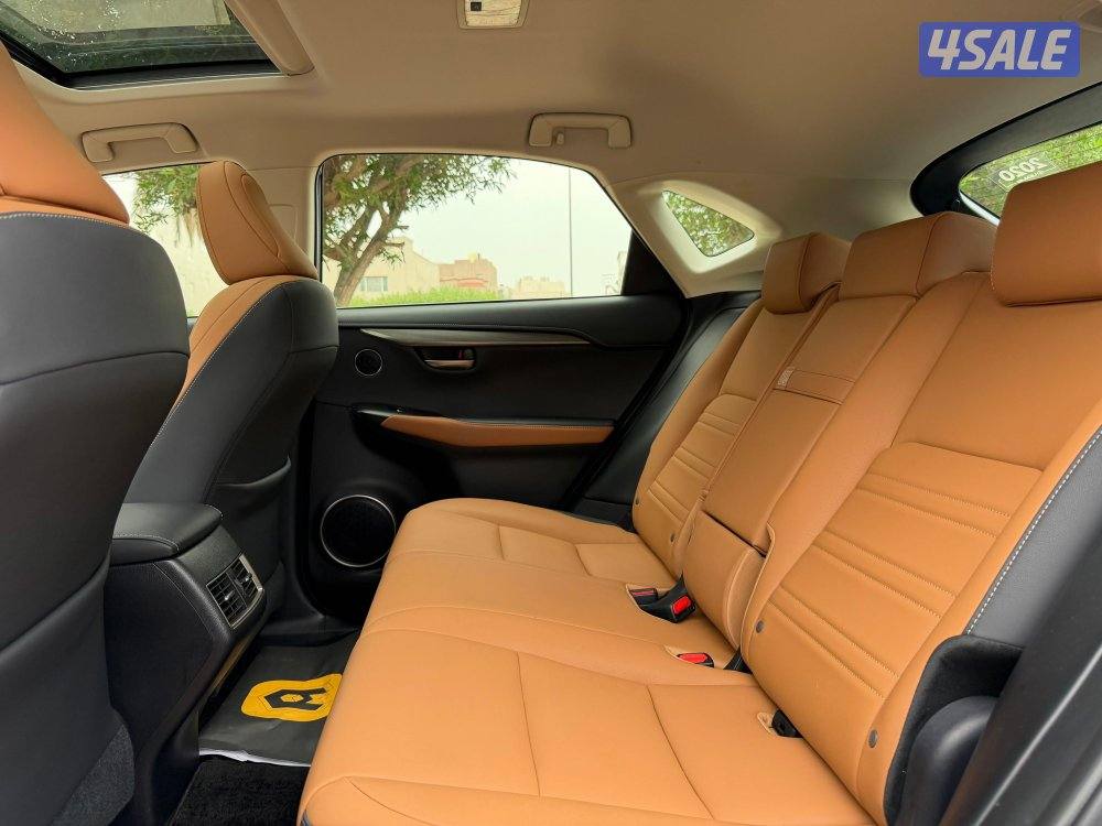 للبيع لكزس NX300 موديل 2020 وارد الساير13