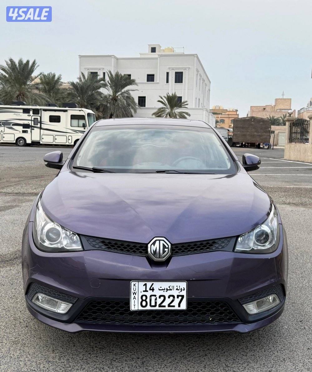 قمة في النظافة MG5 ماشي 20 الف فقط 4 سلندر 1500 سي سي مكيف بارد ب ١٢٠٠1