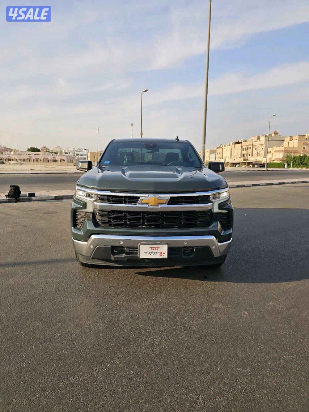 Chevrolet Silverado-1500 LT1
