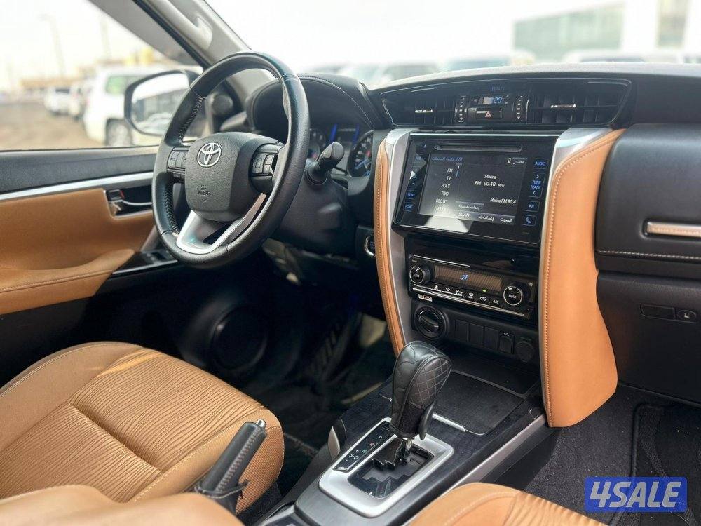 تويوتا فورتنر. V6 موديل 20207