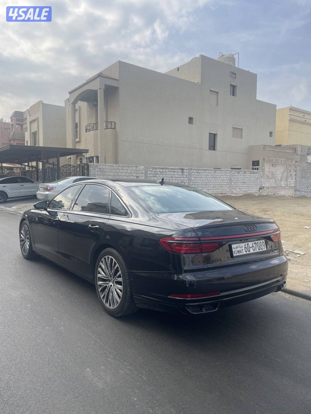 للبيع اودي A81