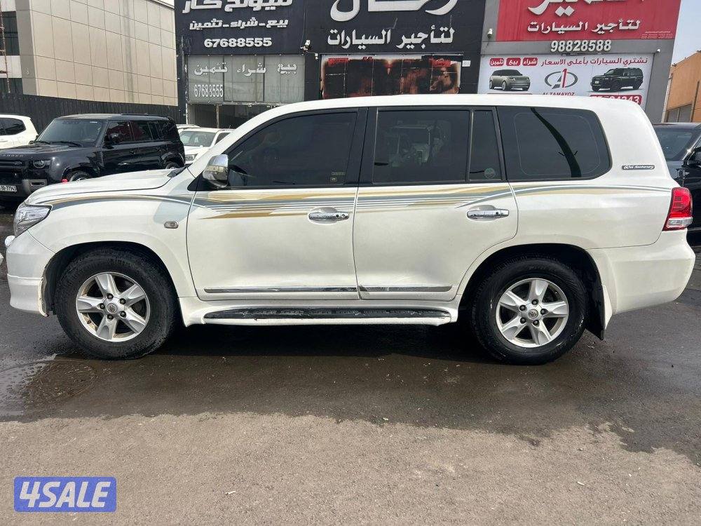 لاند كروزر VXR -V83