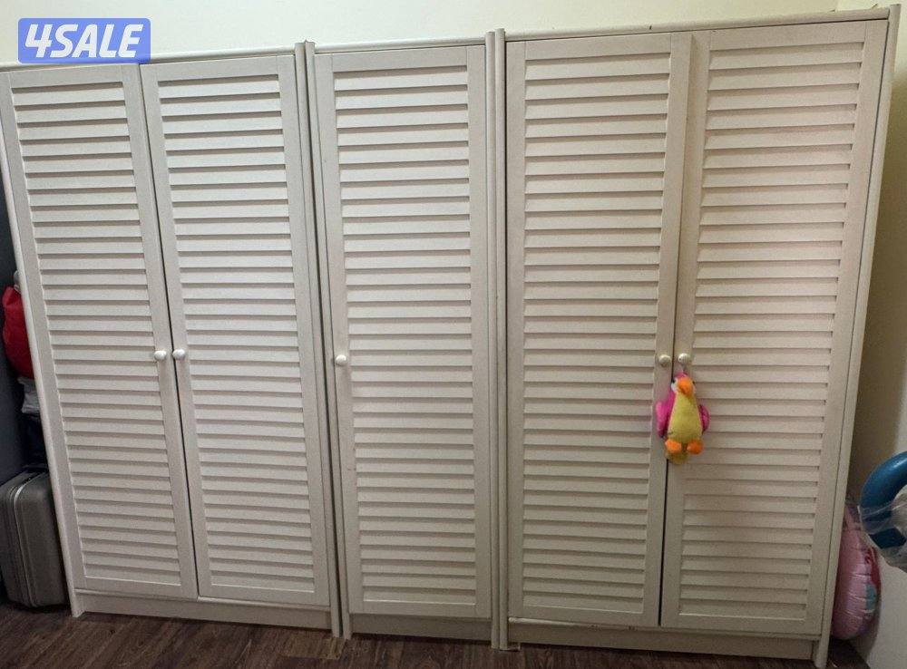 Furniture, Room Heater, Laptop0