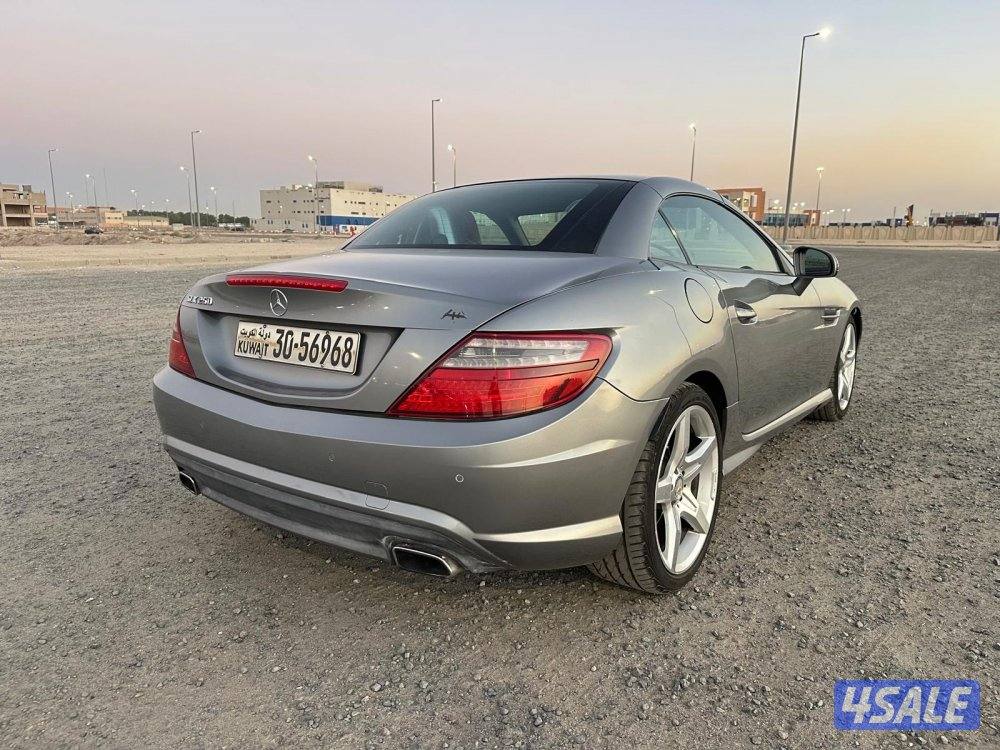 مرسيدس SLK 250 صبغ وكالة موديل ٢٠١٥ بحالة الوكالة4