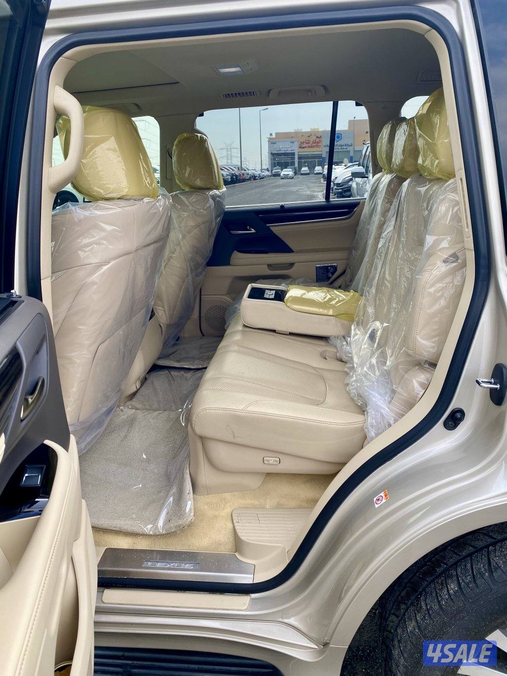 لكزس LX570 الساير موديل 2016 عداد 1196