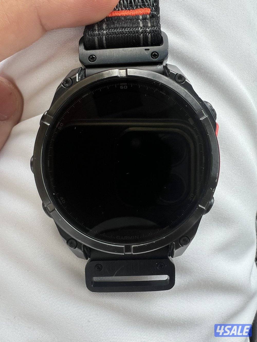 ساعة قارمن فينيكس 8 garmin fenix2