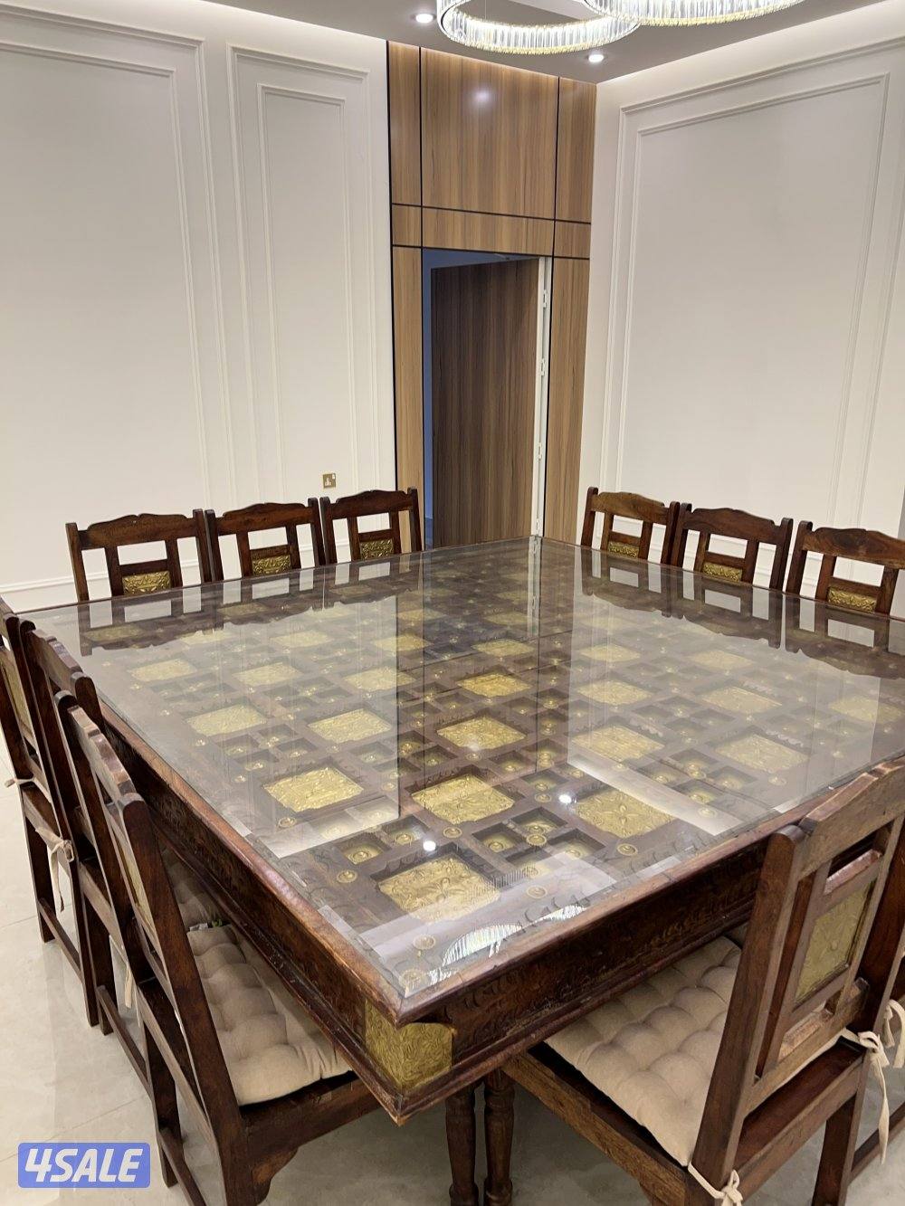 طاوله طعام ڤنتج ديزاين هندي مترين ب مترين ١٢ كرسي1