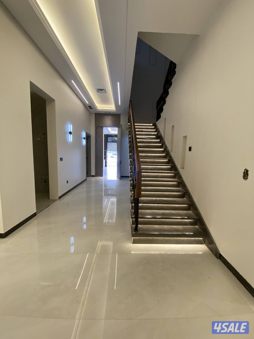 للايجار دوررين ارضي واول دوبلكس اول ساكن جابر الاحمدق٧0