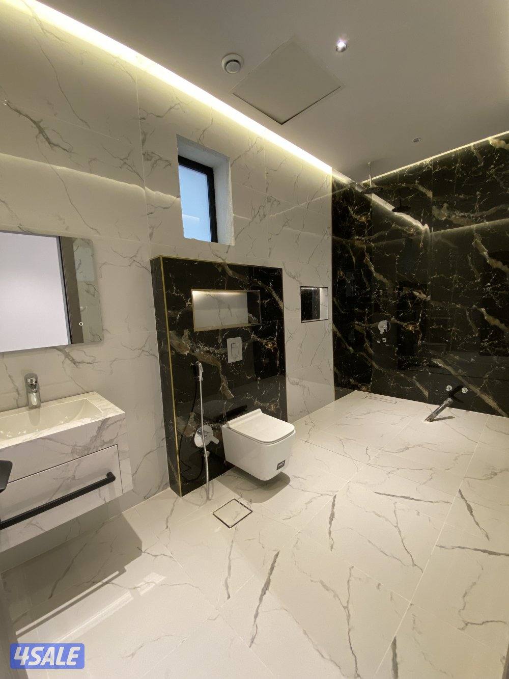 للايجار دوررين ارضي واول دوبلكس اول ساكن جابر الاحمدق٧1