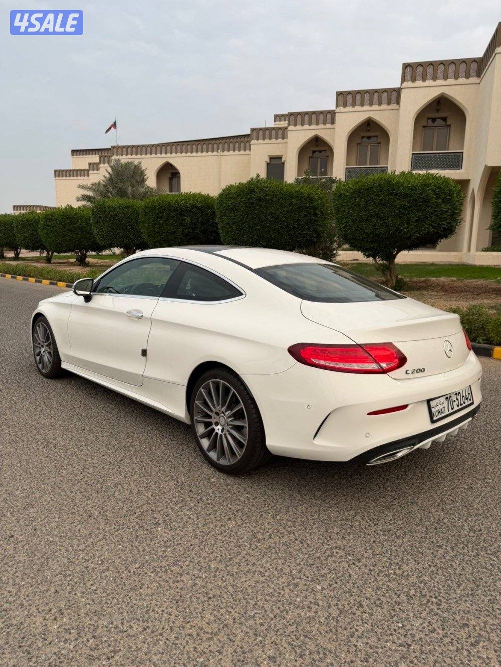 مرسيدس C200 بحاله الوكاله صبغ الوكاله9