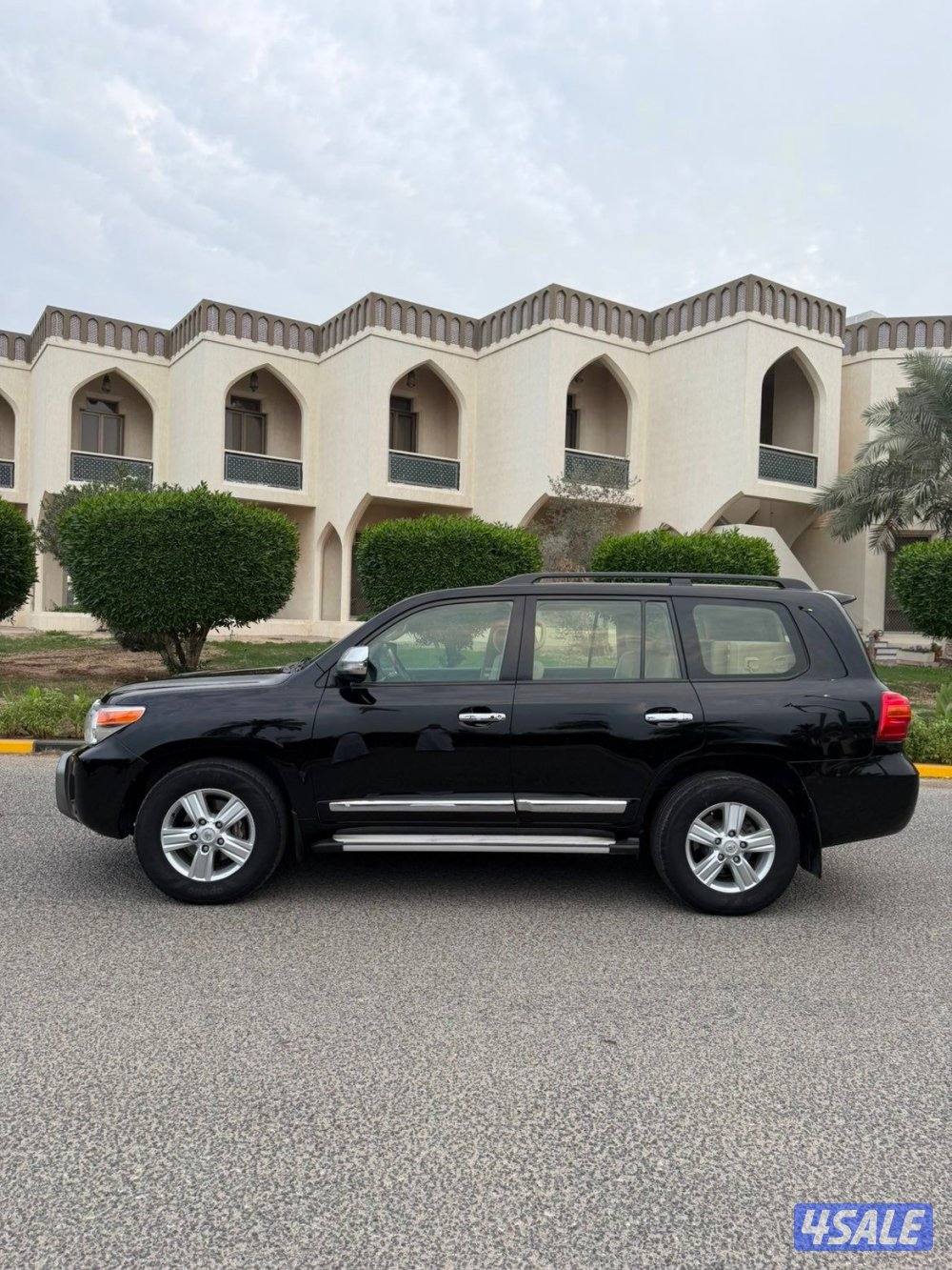 تويوتا لاندكروزر 2015 سته سلندر V66