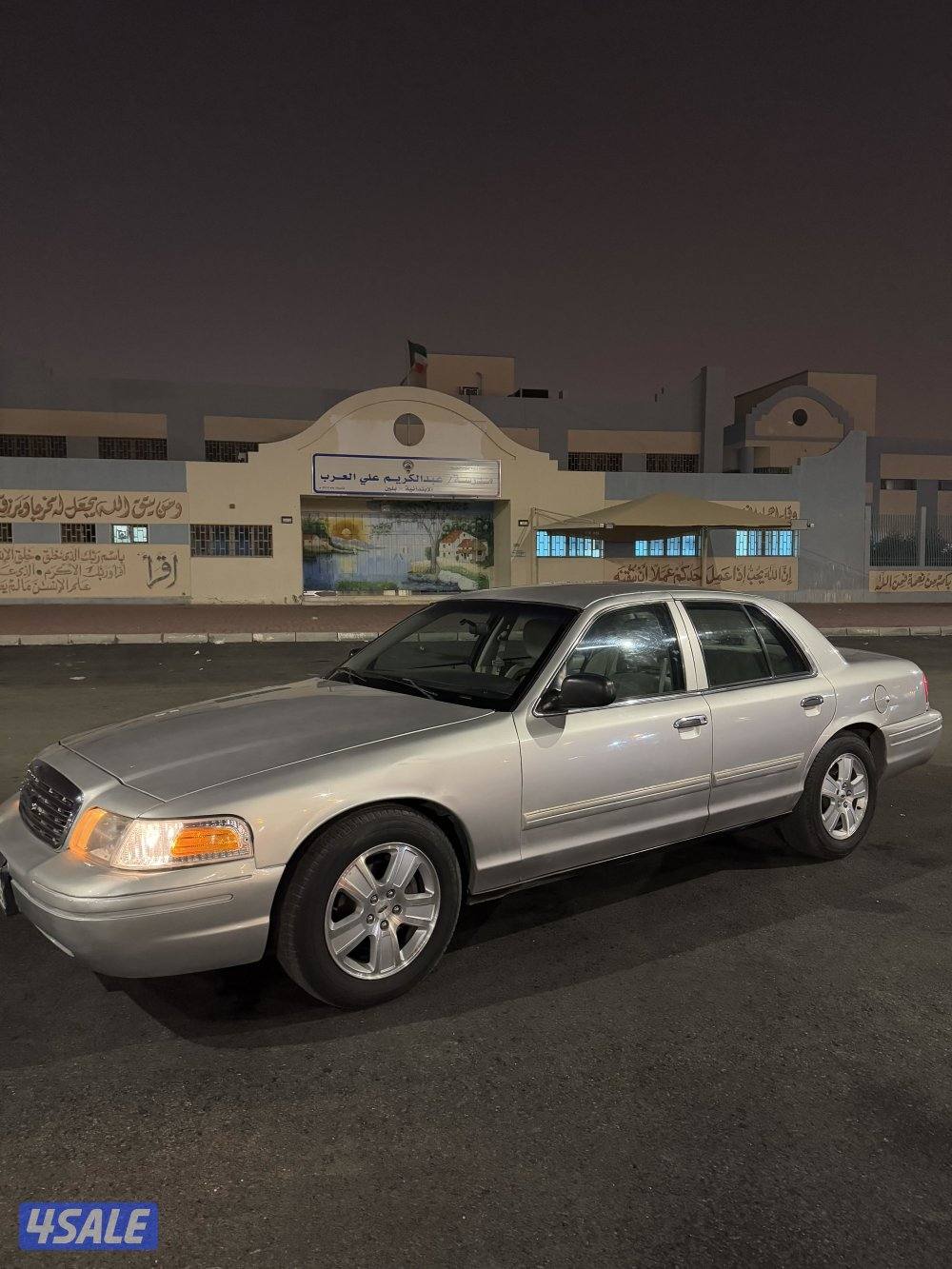 فورد فكتوريا 20121