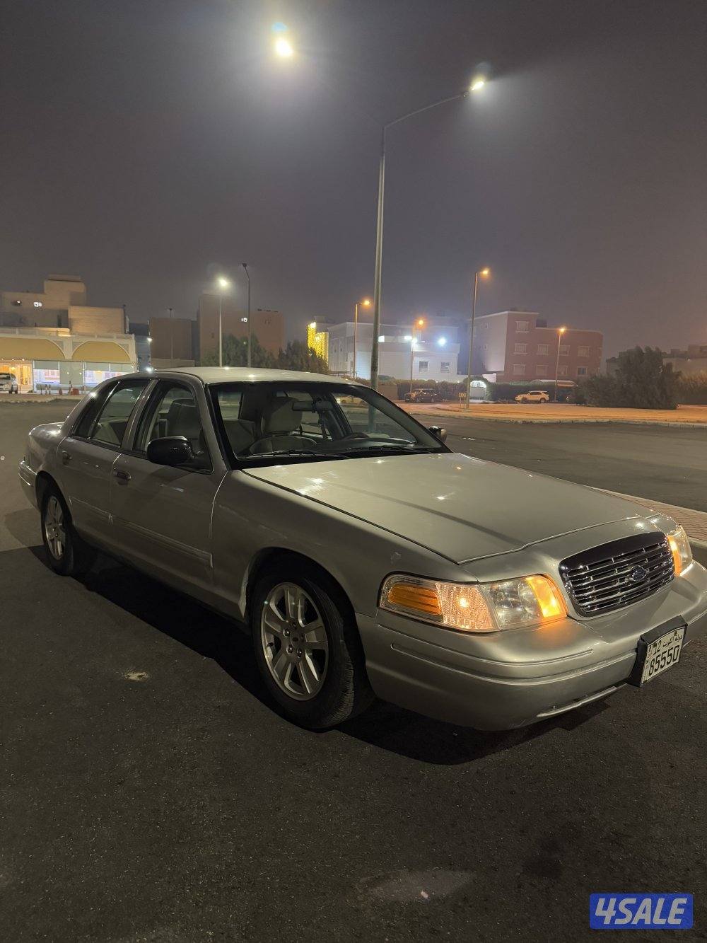 فورد فكتوريا 20122