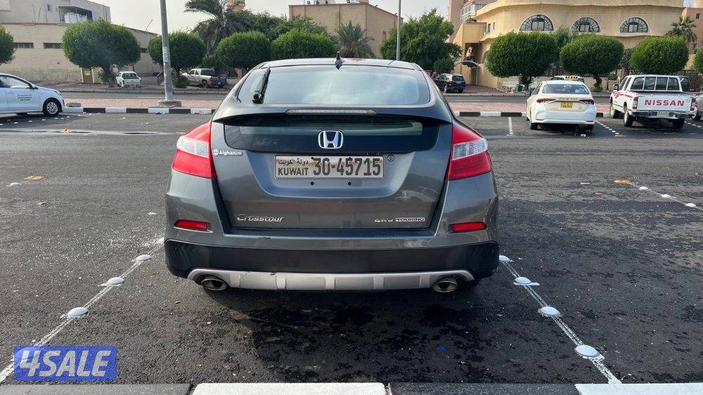هوندا كروس تور عداد ١٨٨ شرط الفحص8