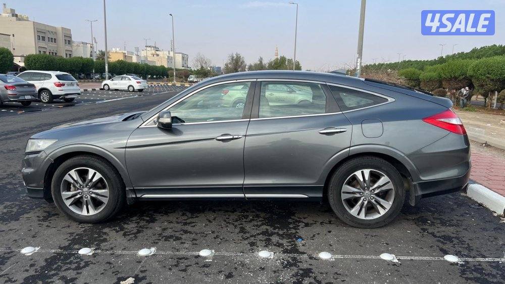 هوندا كروس تور عداد ١٨٨ شرط الفحص6