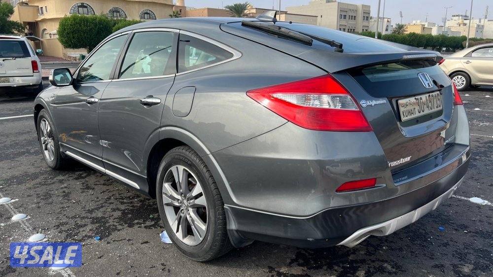 هوندا كروس تور عداد ١٨٨ شرط الفحص5