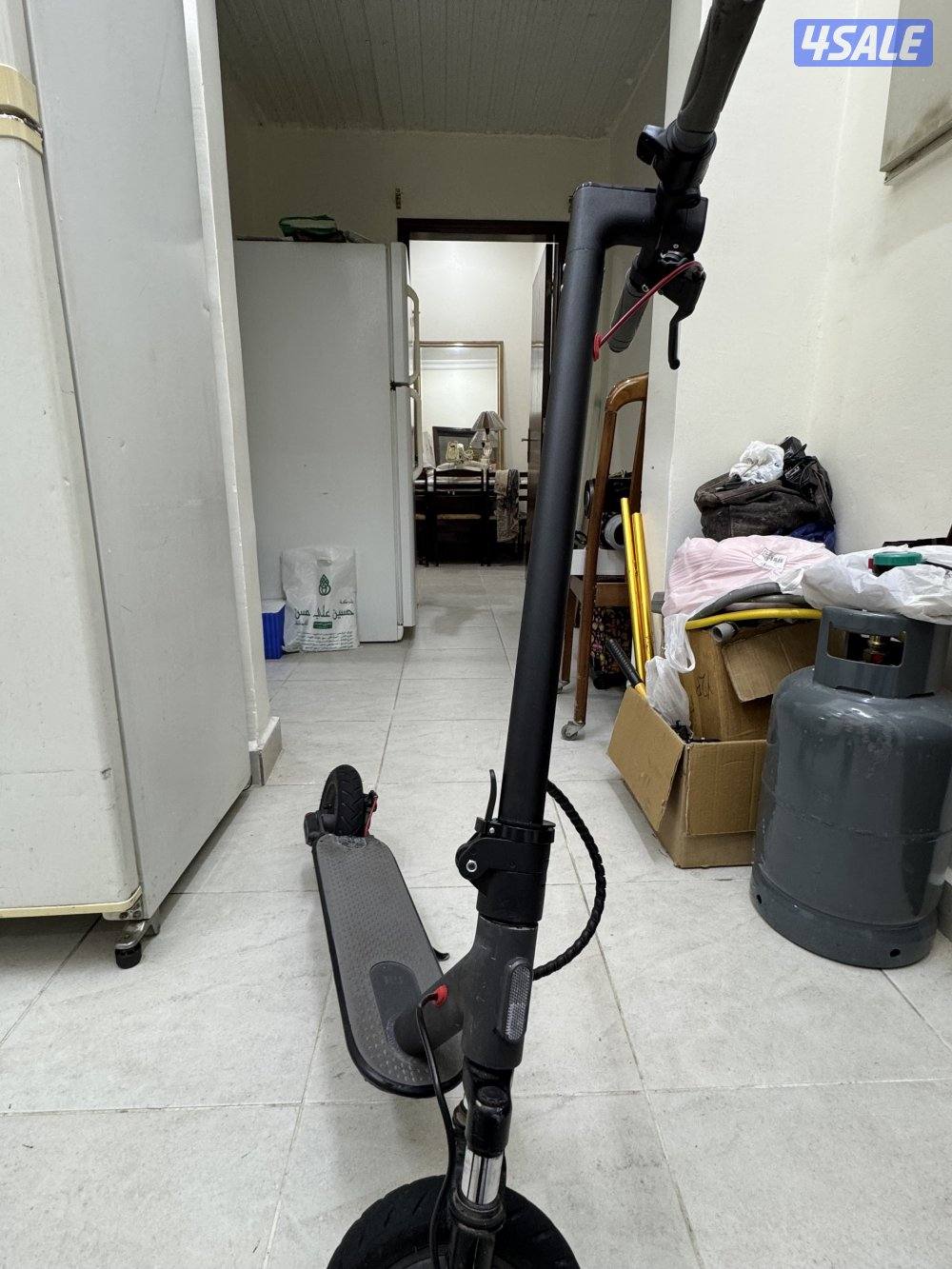 Electronic Scooter For Sale In Excellent condition0