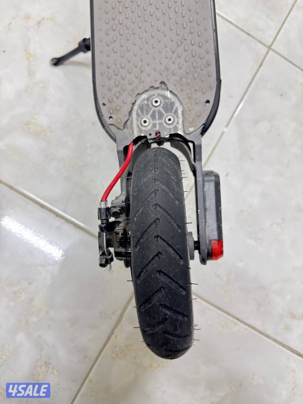Electronic Scooter For Sale In Excellent condition6