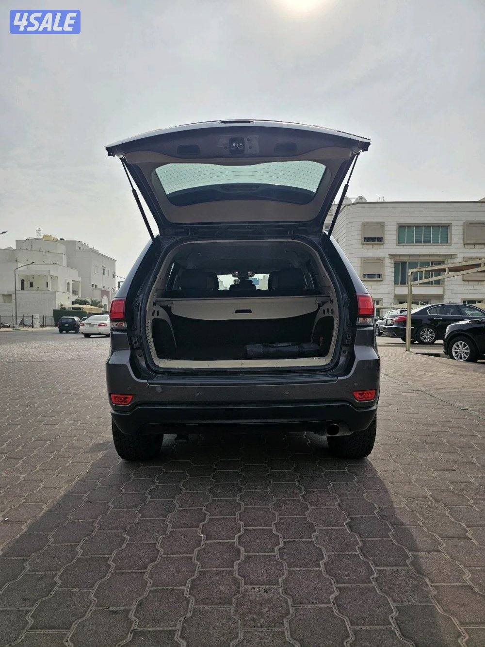 Jeep Grand-Cherokee Laredo 20206