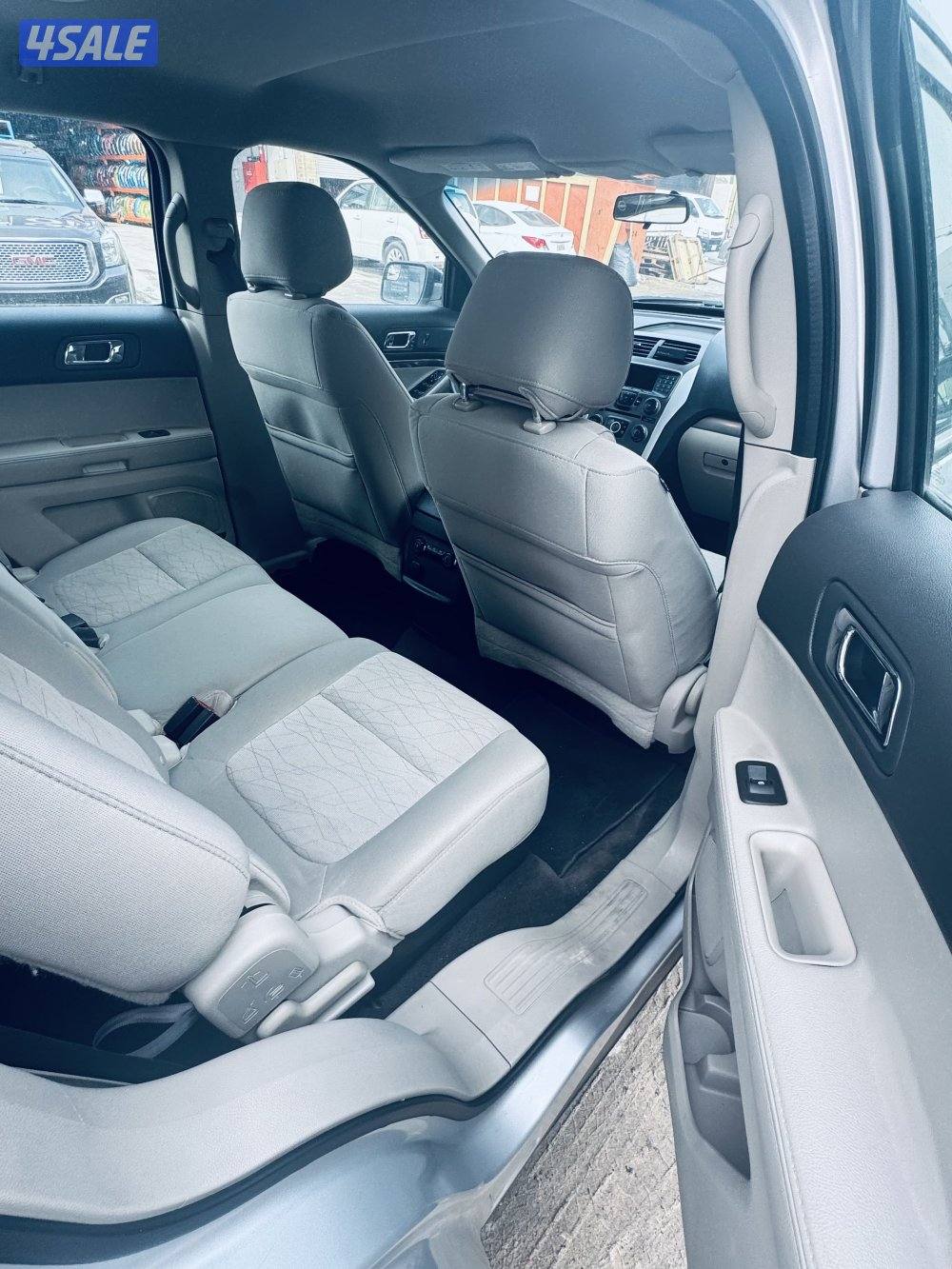 بحالة الوكالة جيب فورد اكسبلورر 20127