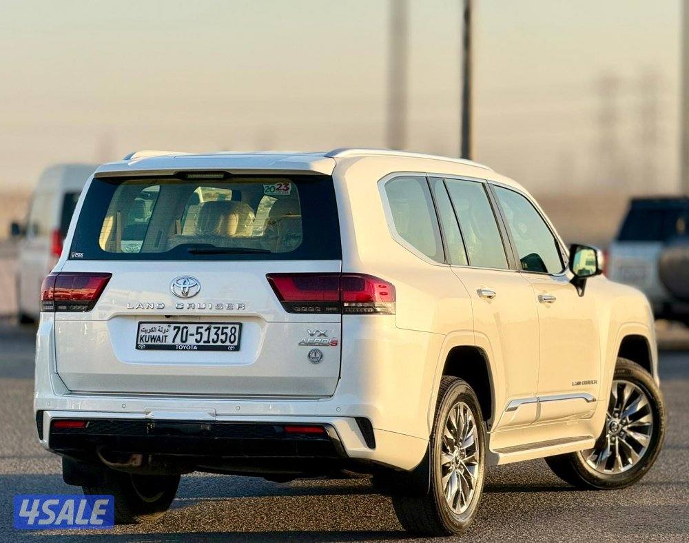 لاندكروزر VX ايرو اس 2023 الساير4