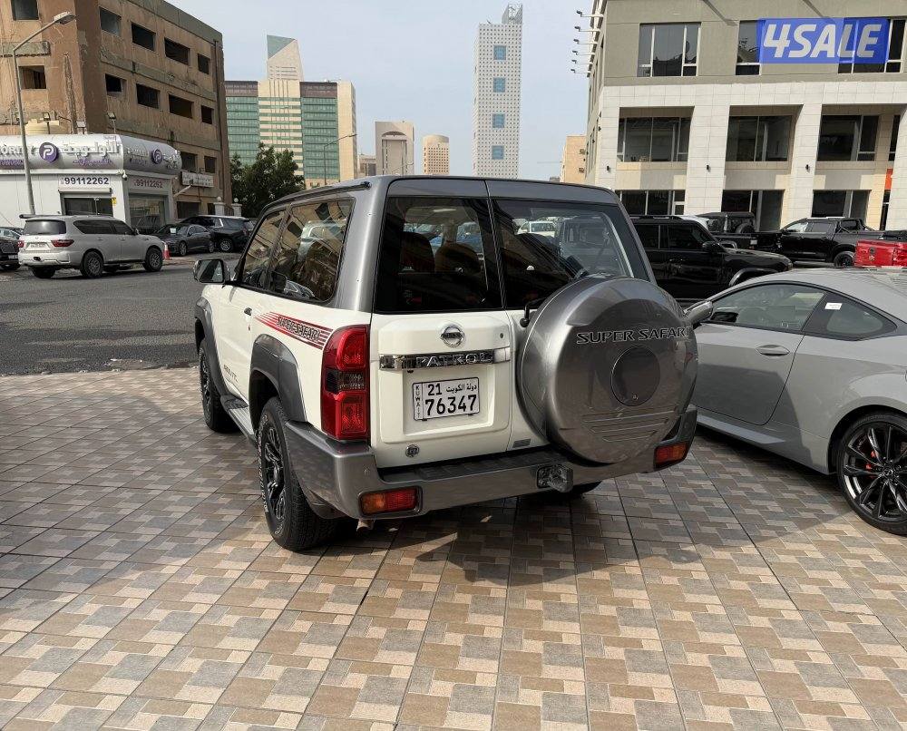 نيسان سوبر سفاري فتك 2023 عداد 39 الف اتماتيك صبغ وكالة سيرفيس منتظم3