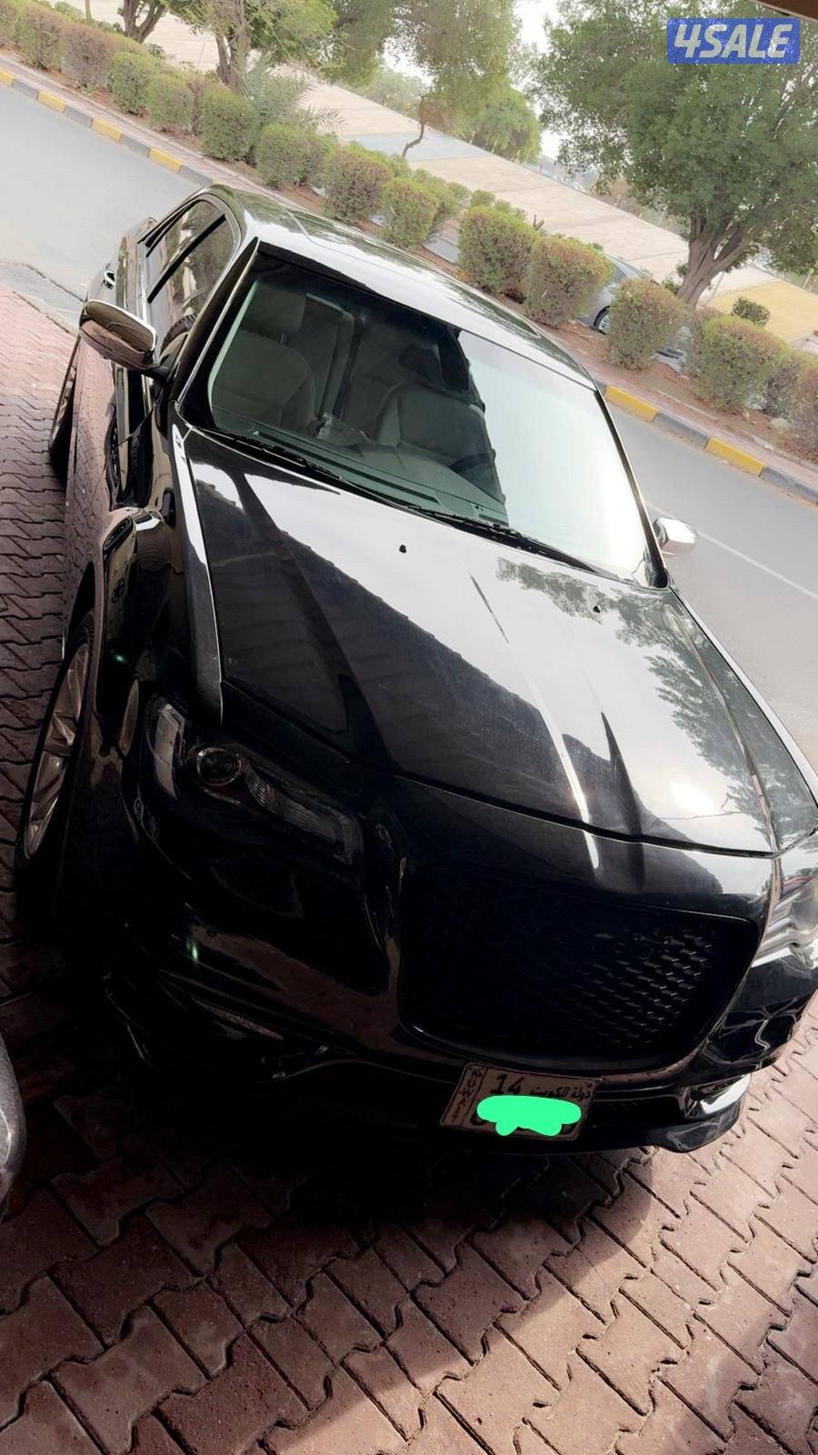 كرايزر ٨ سلندر للبيع او للبدل مع وانيت2