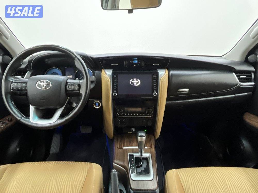 TOYOTA FORTUNER_N 23FT4H_U6
