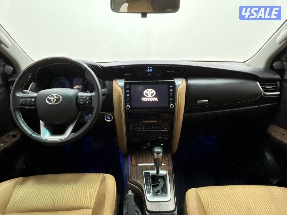 TOYOTA FORTUNER_N 23FT4H_U9