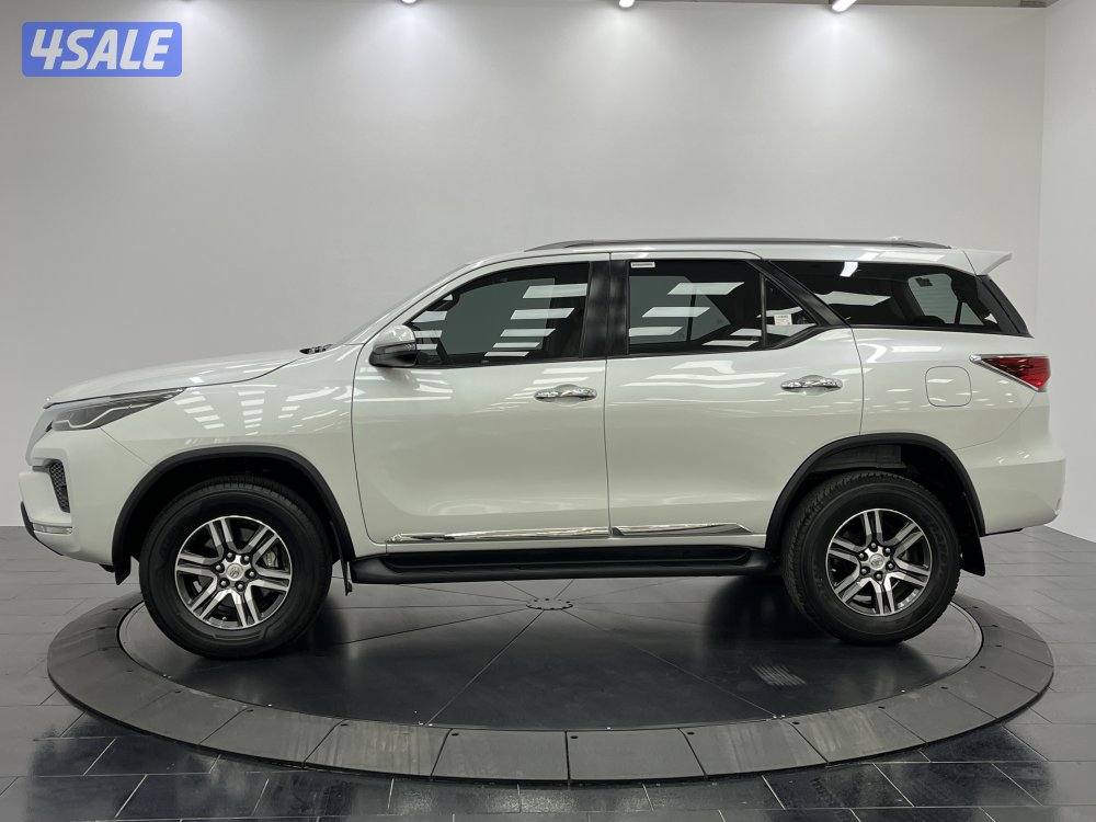 TOYOTA FORTUNER_N 23FT4H_U2