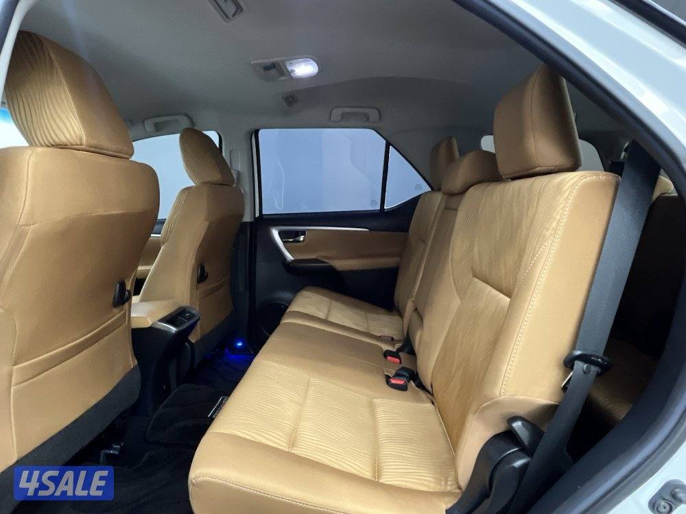 TOYOTA FORTUNER_N 23FT4H_U3