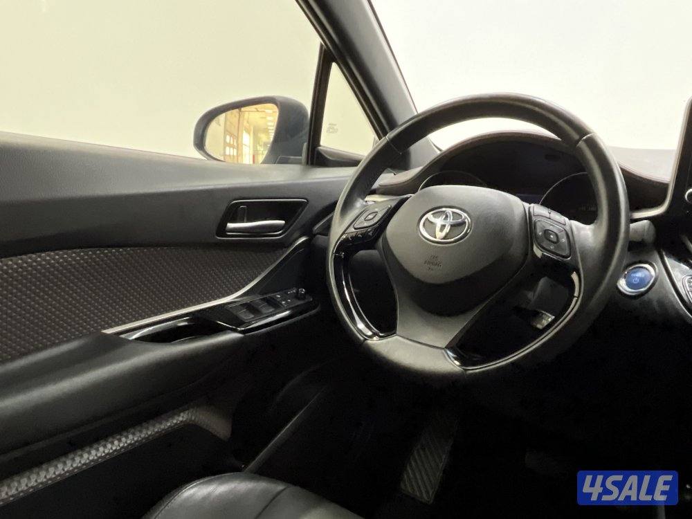 TOYOTA C-HR_HEV 22CH-HS_U10