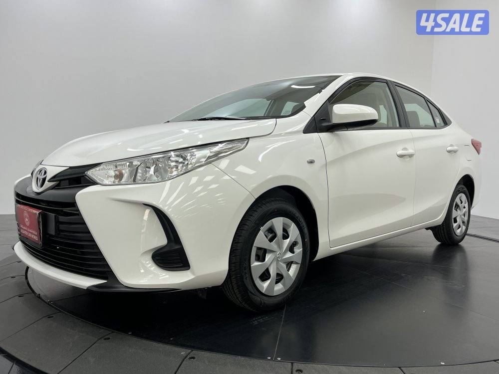 TOYOTA YARIS_N 21Y04L_U1