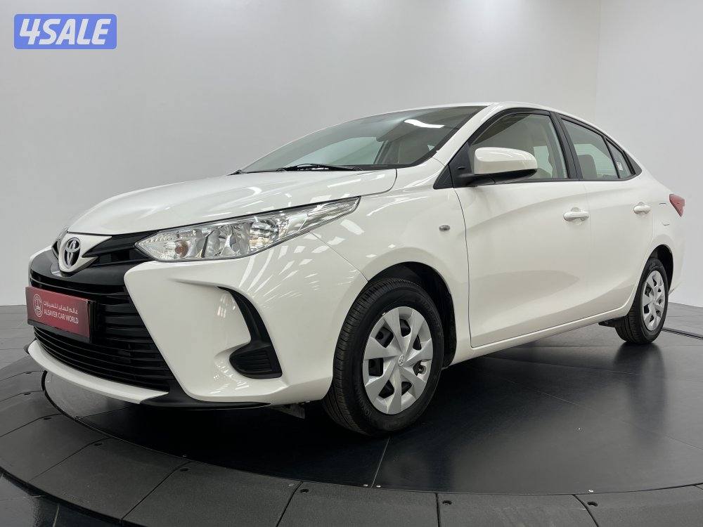 TOYOTA YARIS_N 21Y06L_U1