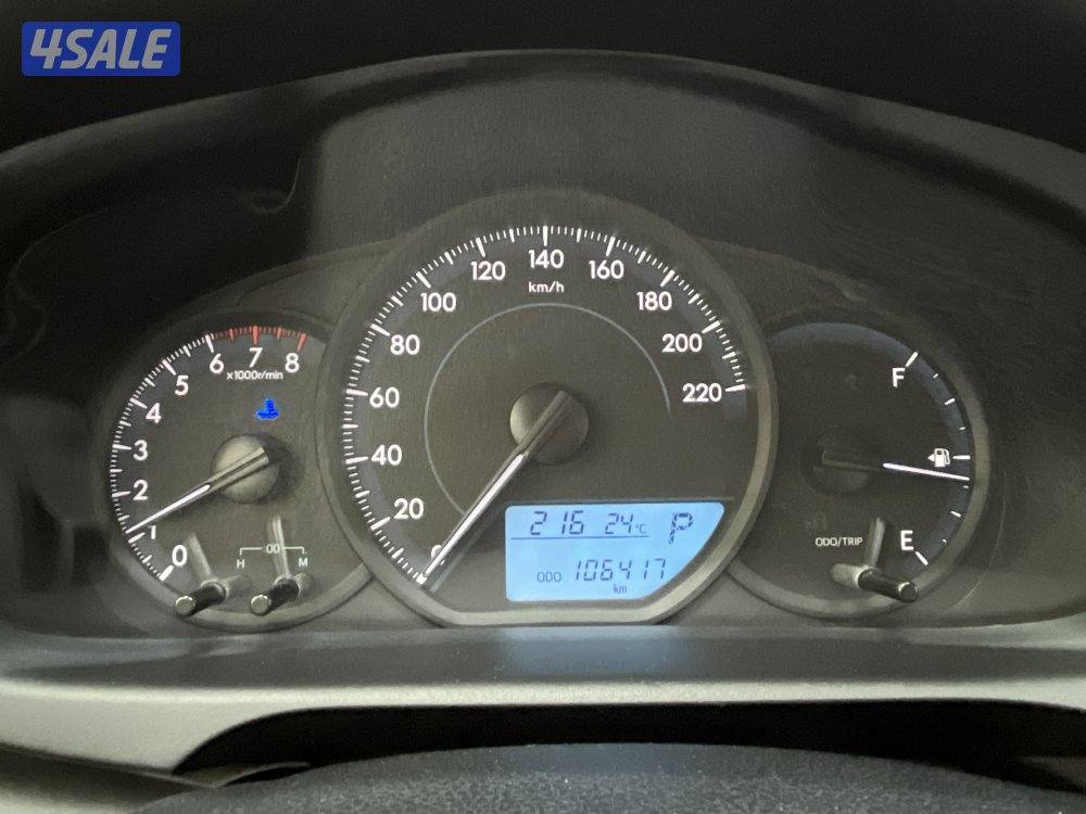 TOYOTA YARIS_N 21Y06L_U3