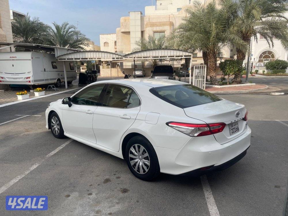 للبيع كامري LE صبغ الوكاله4