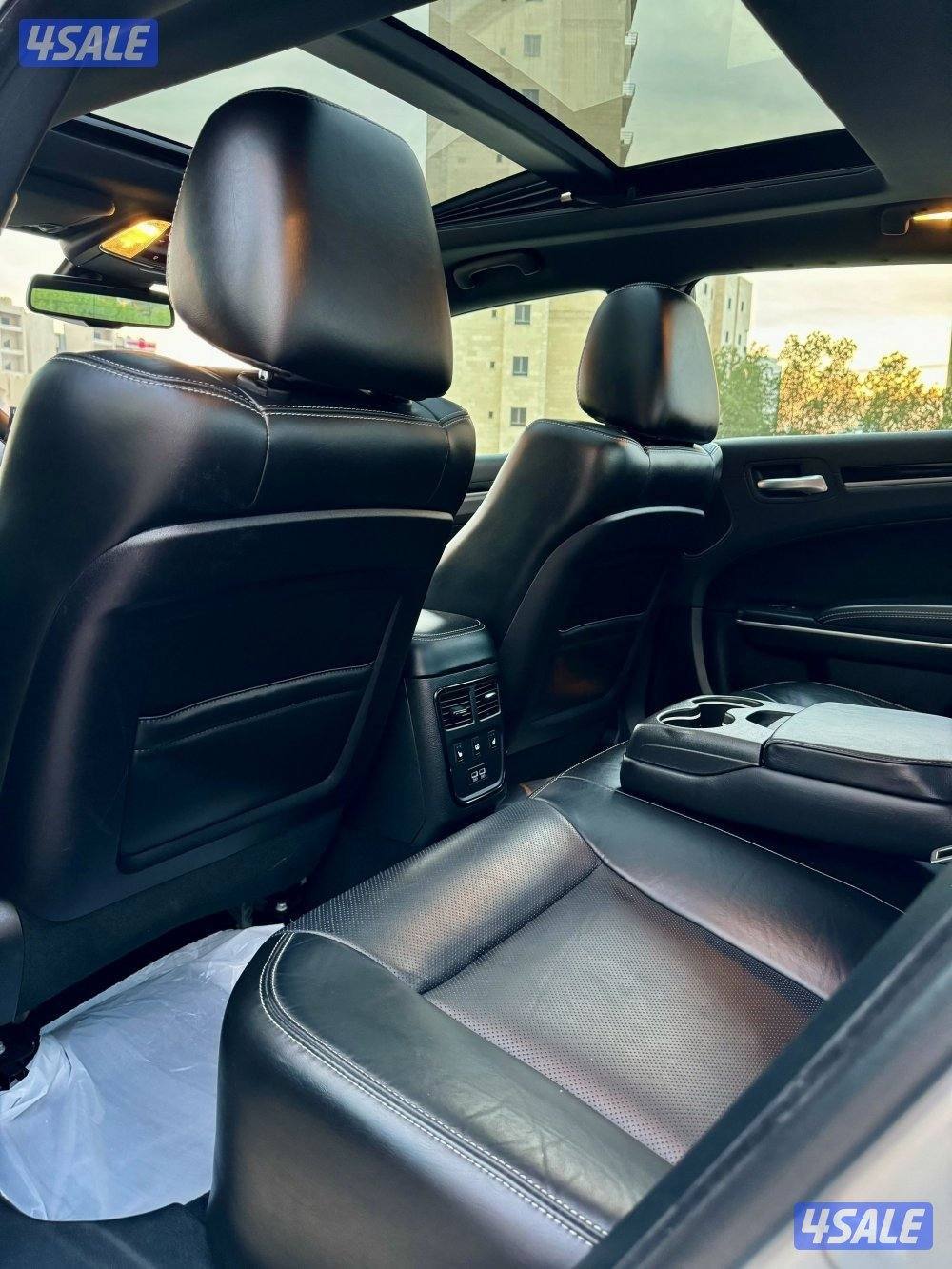 كرايزلر S 300  موديل 20227