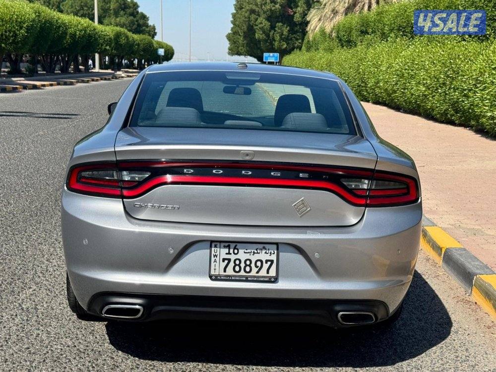 دودج شارجر 20182