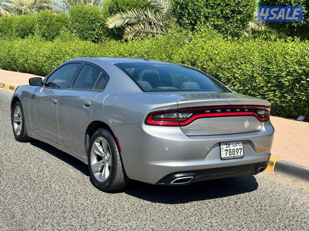 دودج شارجر 20185