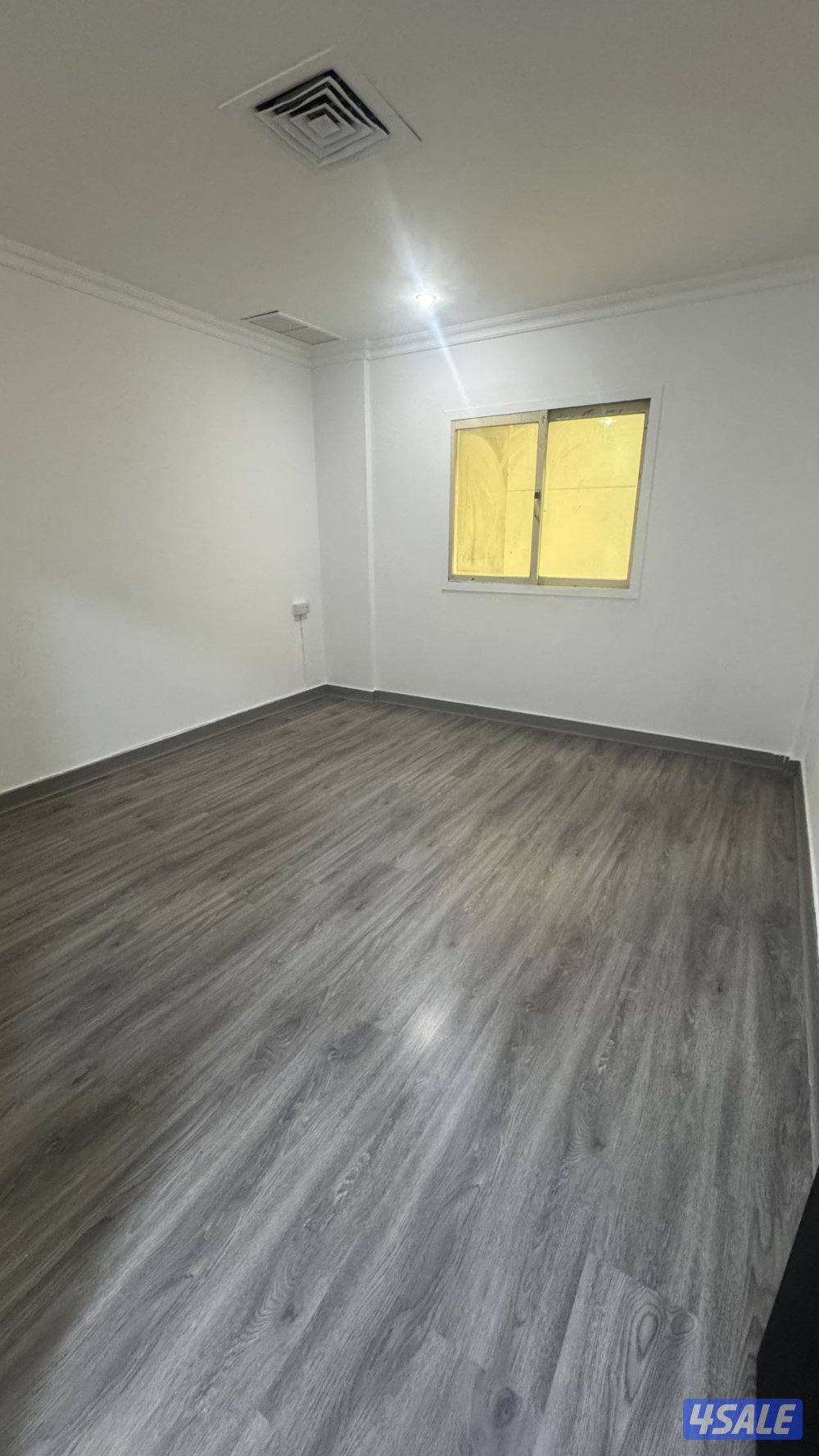 شقه للايجار تشطيب سوبر لوكس بحولي غرفة وصالة وحمام ومطبخ مساحات كبيرة5