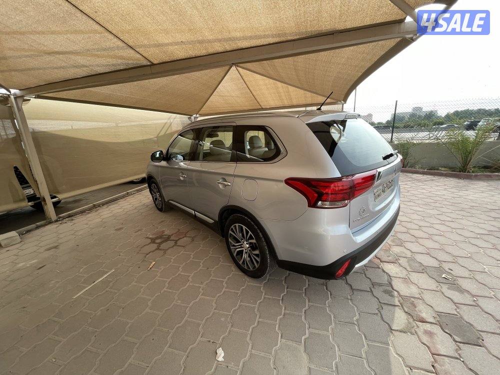 للبيع ميتسوبيشي اوتلاندر 2016 عداد 39 صبغ وكاله3