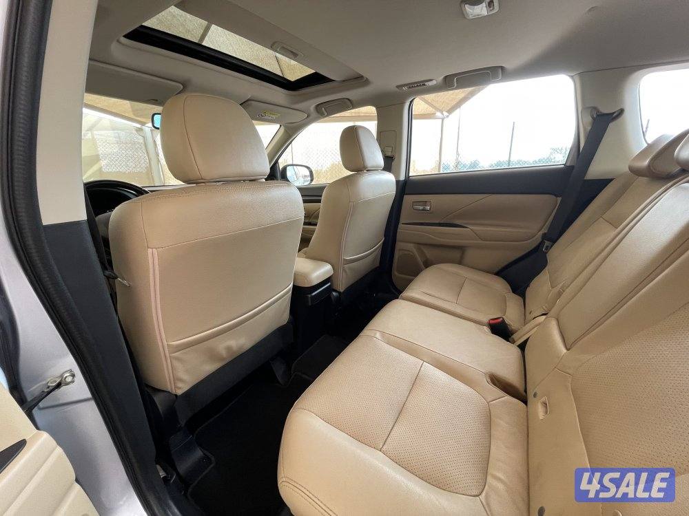 للبيع ميتسوبيشي اوتلاندر 2016 عداد 39 صبغ وكاله5