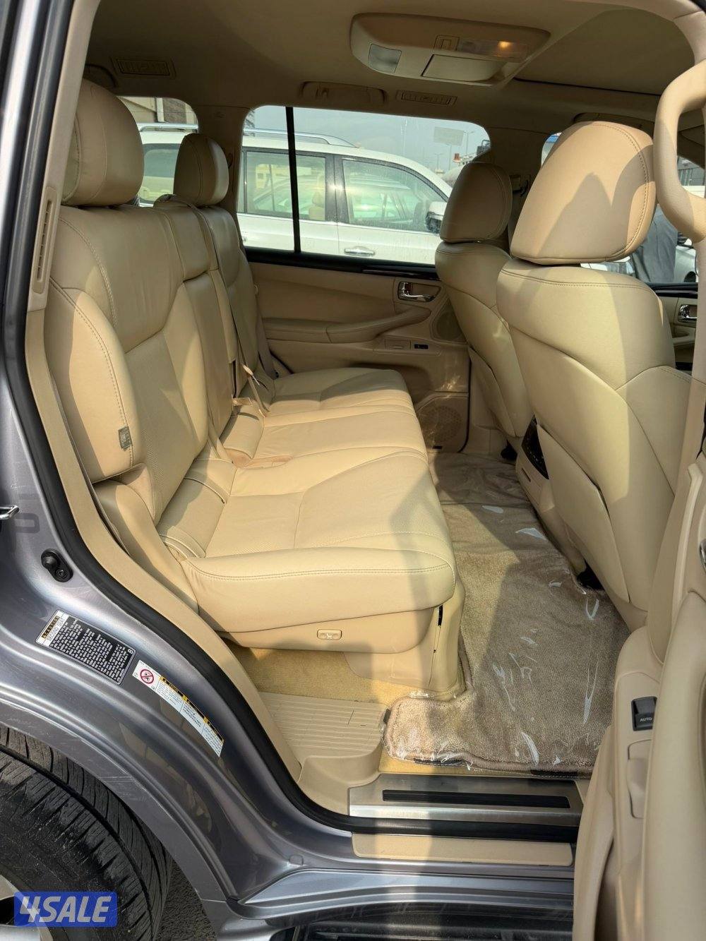 لكزس LX570 الساير 2011 بحاله الوكاله عداد 174 الف8