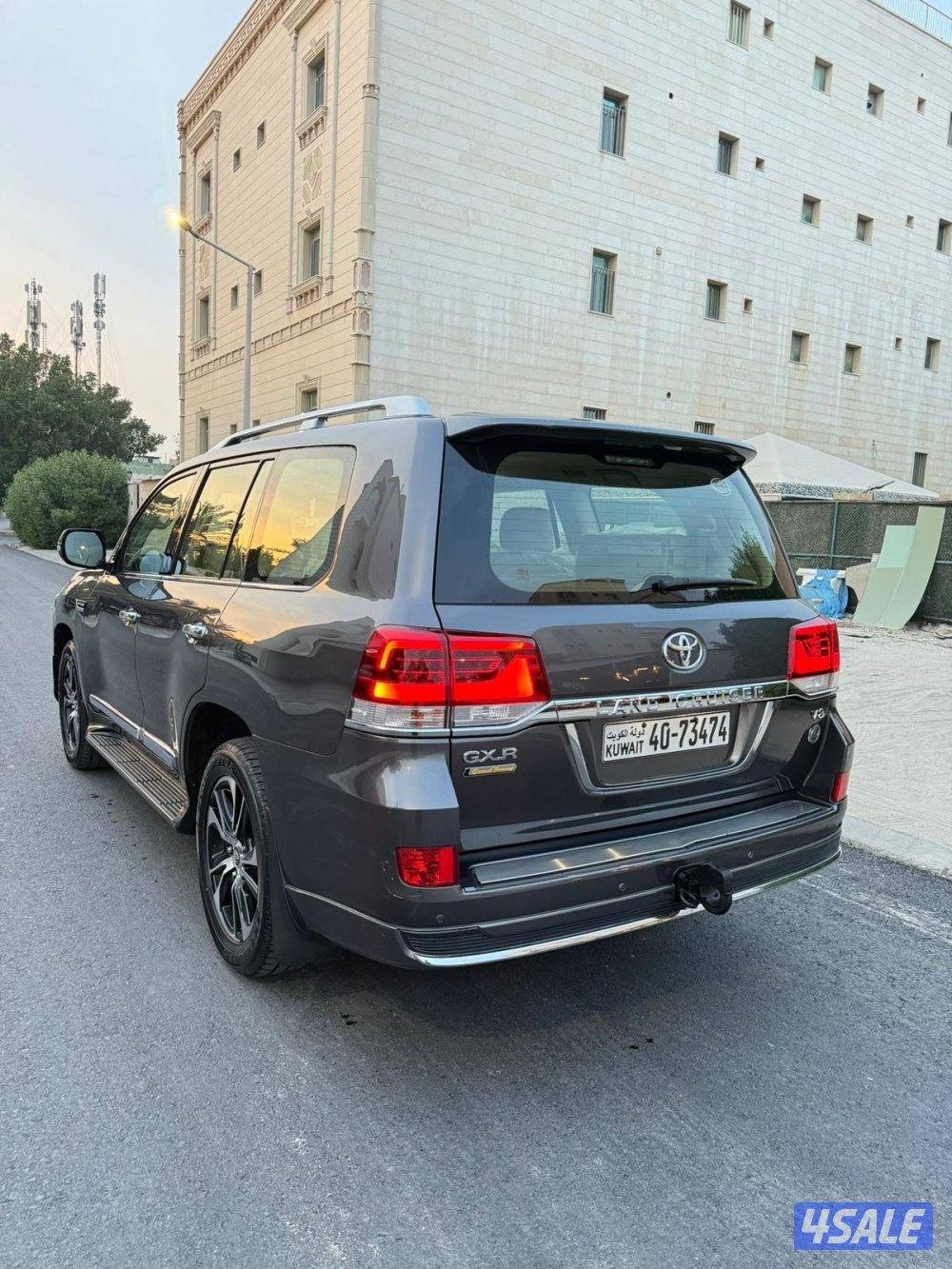 لاند كروز تورينق 2021 جلد الساير عداد 199 الف4